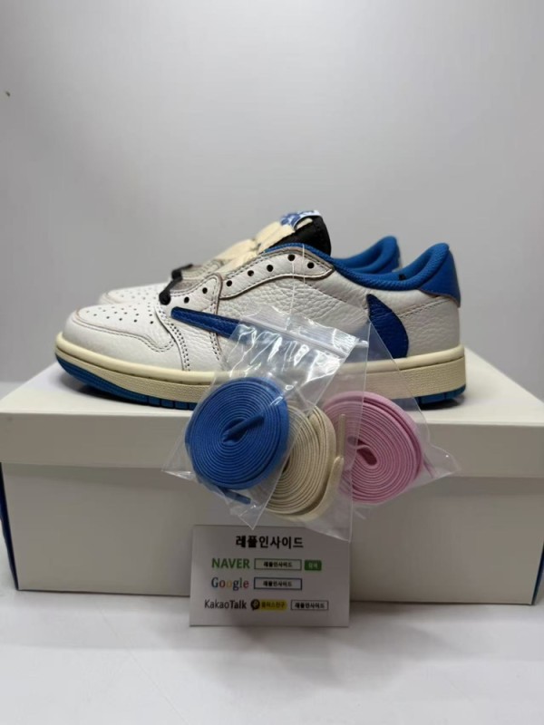 트래비스스캇 조던 뒷면 실사 H12공장 정교한 프라그먼트 번개 로고 자수가 돋보입니다. 스캇 카나리와 스캇 점프모카도 인기있습니다. 태그호이어 카레라 시계와 프라다 갤럭시 백도 퀄리티 좋습니다.