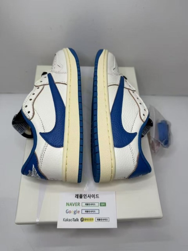 스캇 x 프라그먼트 x 조던 밀리터리 블루 힐 실사 top공장 완성도로 뉴발란스 1906R과 호카 운동화도 판매중입니다. 오리스 애커스 시계와 마르니 가방도 만나보실 수 있습니다.