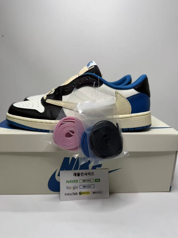 트래비스스캇 조던 뒷면 실사 H12공장 정교한 프라그먼트 번개 로고 자수가 돋보입니다. 스캇 카나리와 스캇 점프모카도 인기있습니다. 태그호이어 카레라 시계와 프라다 갤럭시 백도 퀄리티 좋습니다.