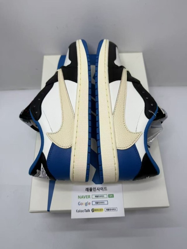 스캇 x 프라그먼트 x 조던 화이트 블랙 힐 실사 top공장 완성도로 뉴발란스 1906R과 호카 운동화도 판매중입니다. 오리스 애커스 시계와 마르니 가방도 만나보실 수 있습니다.