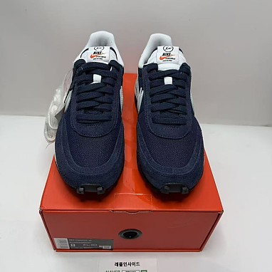 [NIKE] 프라그먼트 x 사카이 x 나이키 LDV 와플 네이비 남흰 BV2684-400 남녀공용 (PK공장) 실사