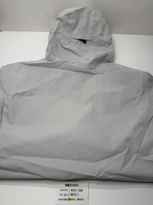 레플리카 명품 [ARCTERY] 아크테릭스 시조새 솔라노 후디 자켓 블랙 남녀공용 SOLANO HOODY 그레이 디테일! - 디테일 실사 4