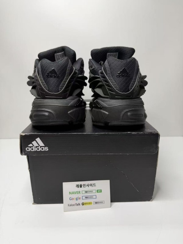 레플리카 명품 [ADIDAS] 아디다스 x 퍼렐 윌리엄스 아디스타 젤리피쉬 트리플 블랙 JP9264 남녀공용 디테일 실사! - 디테일 실사 4