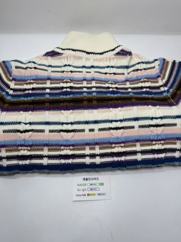 레플리카 명품 [LOUIS VUITTON] 루이비통 스트라이프드 케이블 니트 트랙 톱 남성용 - 뒷면 실사 3