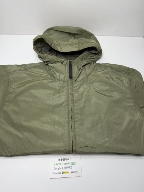 레플리카 명품 [STONE ISLAND] 스톤아일랜드 메탈 나일론 바람막이 후드 자켓 02 3컬러 블랙/그레이/그린 남성용 실사 디테일! - 앞면 실사 1