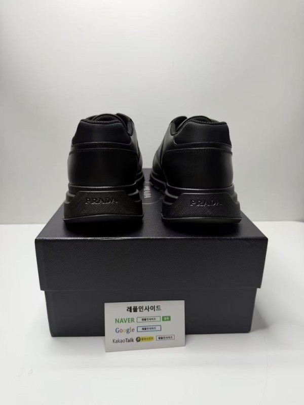 레플리카 명품 [PRADA] 프라다 프랙스 스니커즈 남성용 실사 디테일! - 디테일 실사 4