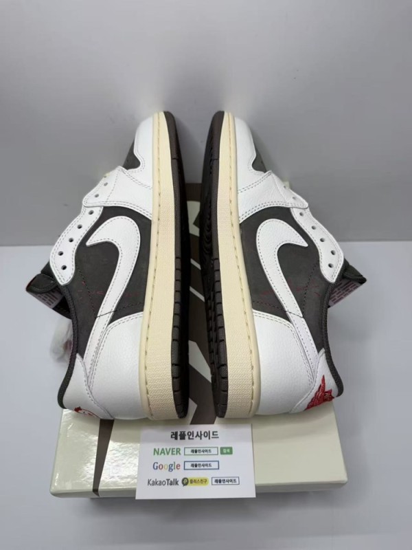 레플리카 명품 [AIR JORDAN] 트래비스 스캇 x 에어조던1 로우 리버스 모카 DM7866-162 남녀공용 (OG공장) 실사 디테일 - 포장 실사 7
