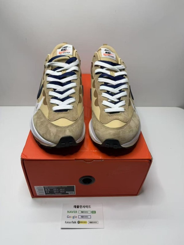 레플리카 명품 [NIKE] 나이키 X 사카이 베이퍼와플 세서미 앤 보이드 DD1875-200 남녀공용 (PK공장) 실사 디테일! - 앞면 실사 1