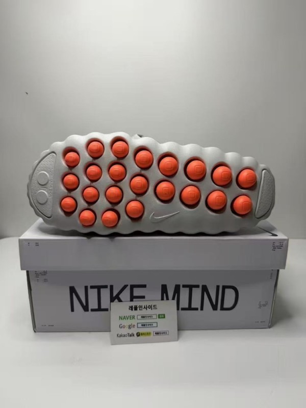 레플리카 명품 [NIKE] 나이키 마인드 001 라이트 스모크 그레이 포톤 더스트 HQ4309-003 남녀공용 실사 디테일! - 로고 실사 5