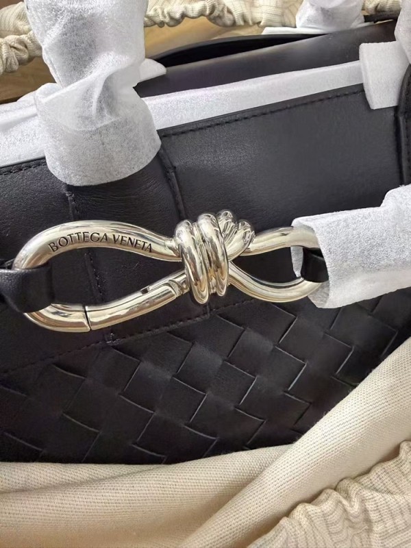 레플리카 명품 [BOTTEGA VENETA] 보테가 베네타 안디아모 보이저 827066 디테일 실사! - 뒷면 실사 3