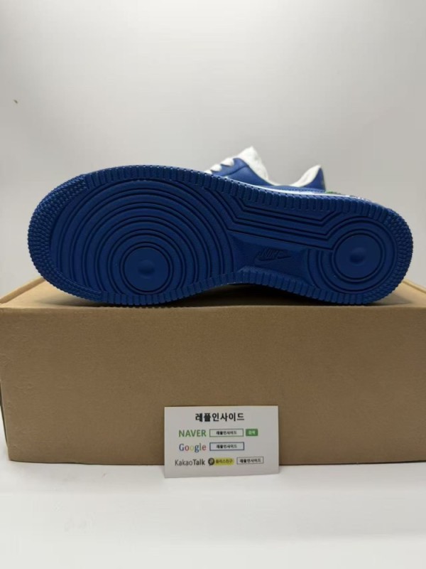 레플리카 명품 [LOUIS VUITTON] 나이키 X 루이비통 에어포스1 버질아블로 팀로얄 남녀공용 디테일 실사! - 로고 실사 5