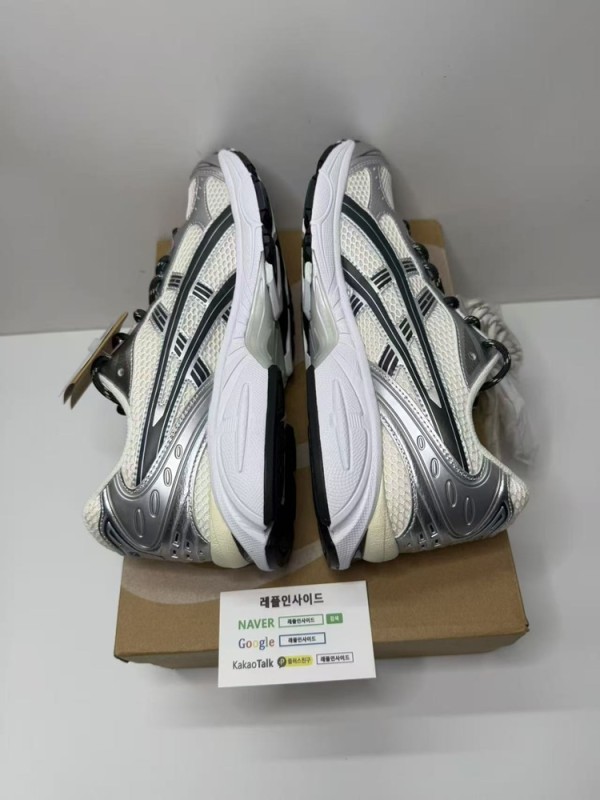 KITH x 아식스 힐 실사 M공장 마감샷입니다. 나이키 에어포스 티파니앤코와 발렌시아가 3xl도 인기있습니다. 까르띠에 산토스 시계와 셀린느 트라이엄프 백도 있습니다.