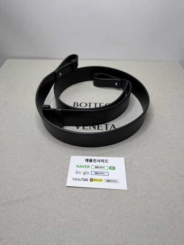 레플리카 명품 [BOTTEGA VENETA] 보테가 베네타 안디아모 보이저 827066 디테일 실사! - 상세 이미지 13 실사 13