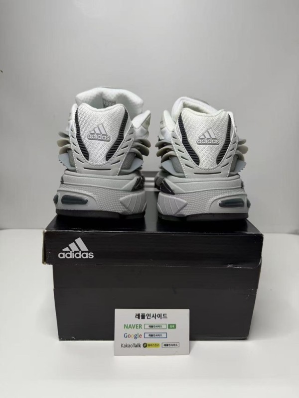 레플리카 명품 [ADIDAS] 아디다스 x 퍼렐 윌리엄스 아디스타 젤리피쉬 솔리드 그레이 코어 블랙 JP9265 남녀공용 실사! - 디테일 실사 4