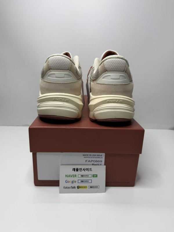 레플리카 명품 [New Balance] 뉴발란스 x 로로피아나 990v6 메이드 인 USA 크림 U990LP6 남녀공용 디테일 실사! - 디테일 실사 4