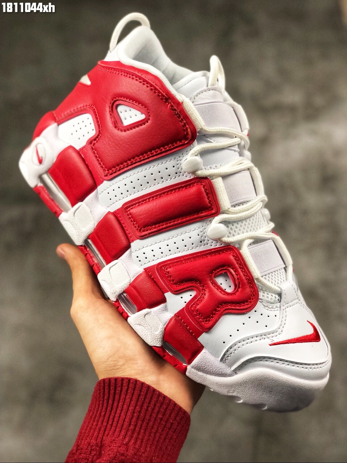 [NIKE] 나이키 에어 모어 업템포 짐레드 / 불스 414962-100 남녀공용