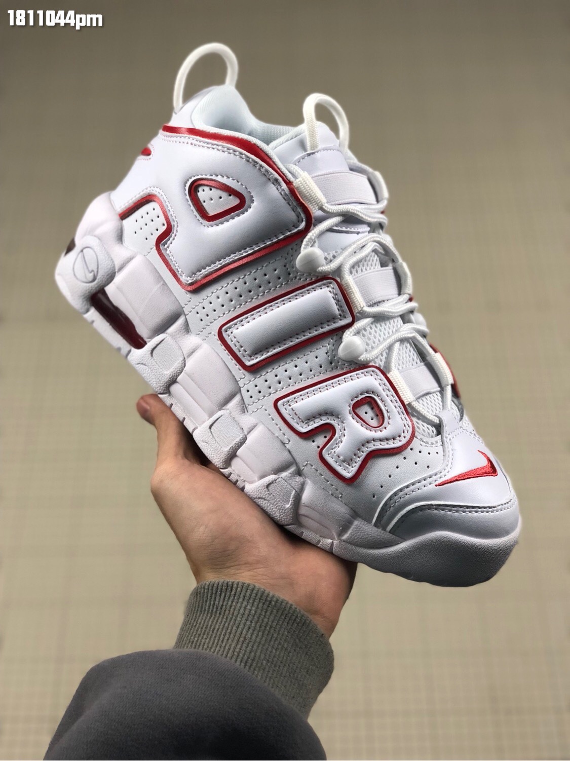 [NIKE] 나이키 에어 모어 업템포96 바시티레드 921948-102 남녀공용