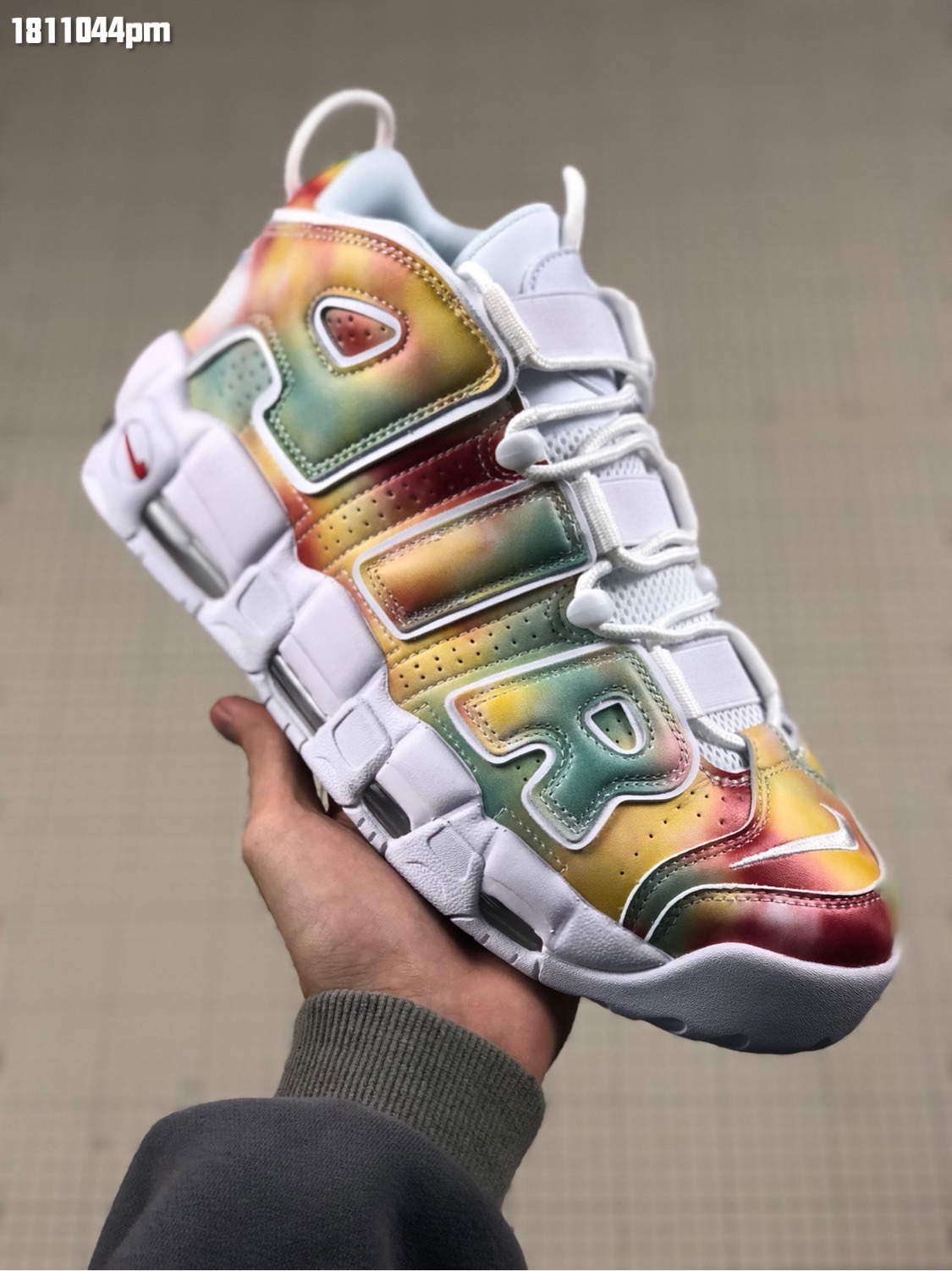 [NIKE] 나이키 에어 모어 업템포96 UK 런던 AV3809-700 남녀공용