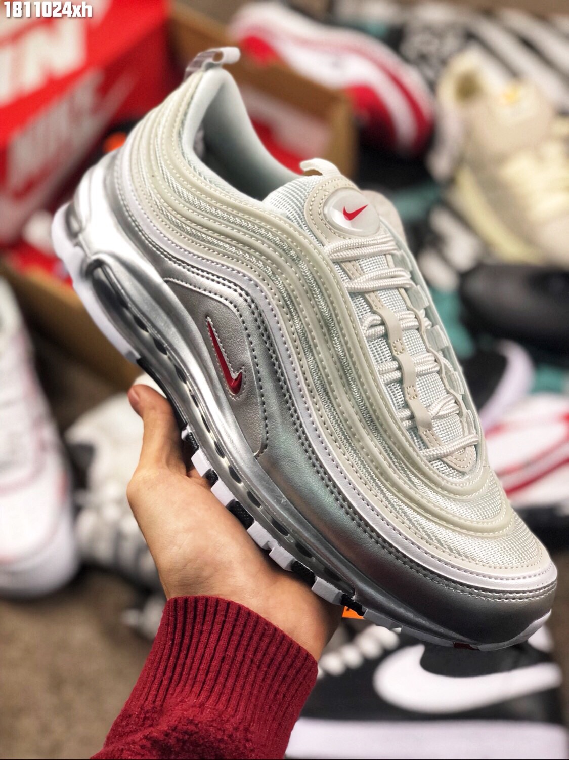 [NIKE] 나이키 에어맥스97 메탈릭실버 화이트 AT5458-100 남녀공용