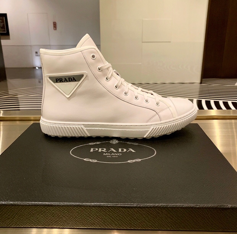 [PRADA] 프라다 SS19 하이 화이트 스니커즈 남성용