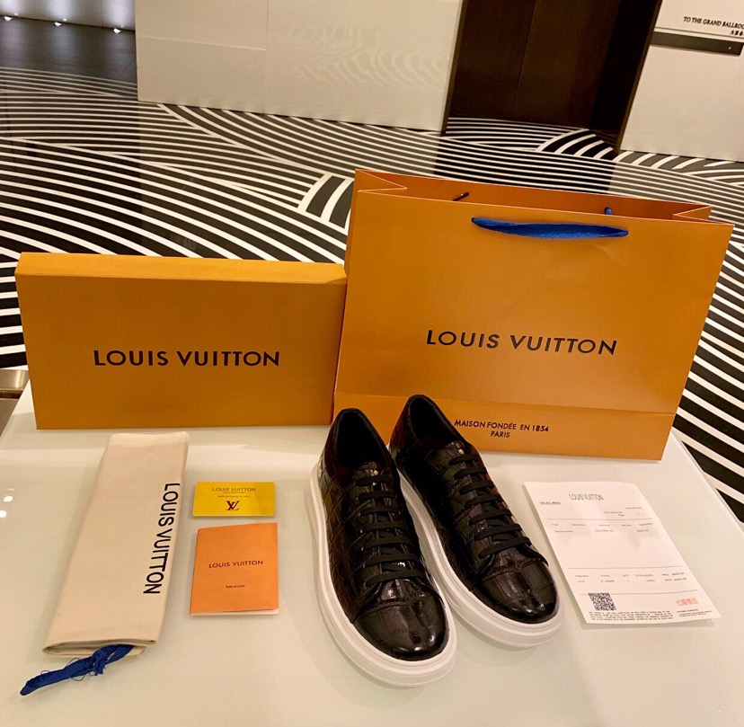 [LOUIS VUITTON] 19SS 스니커즈 남성용