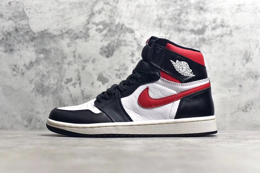 [AIR JORDAN] 에어조던1 레트로 하이 짐레드 555088-061 남녀공용 (PK공장)