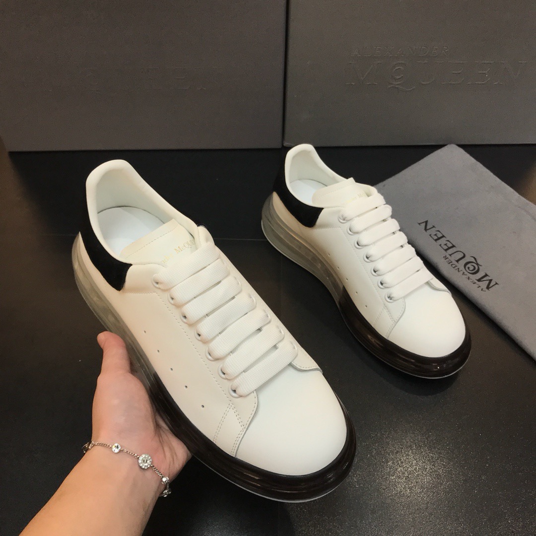 [Alexander McQUEEN] 19FW 알렉산더 맥퀸 에어오버솔 스웨이드 블랙탭 남녀공용