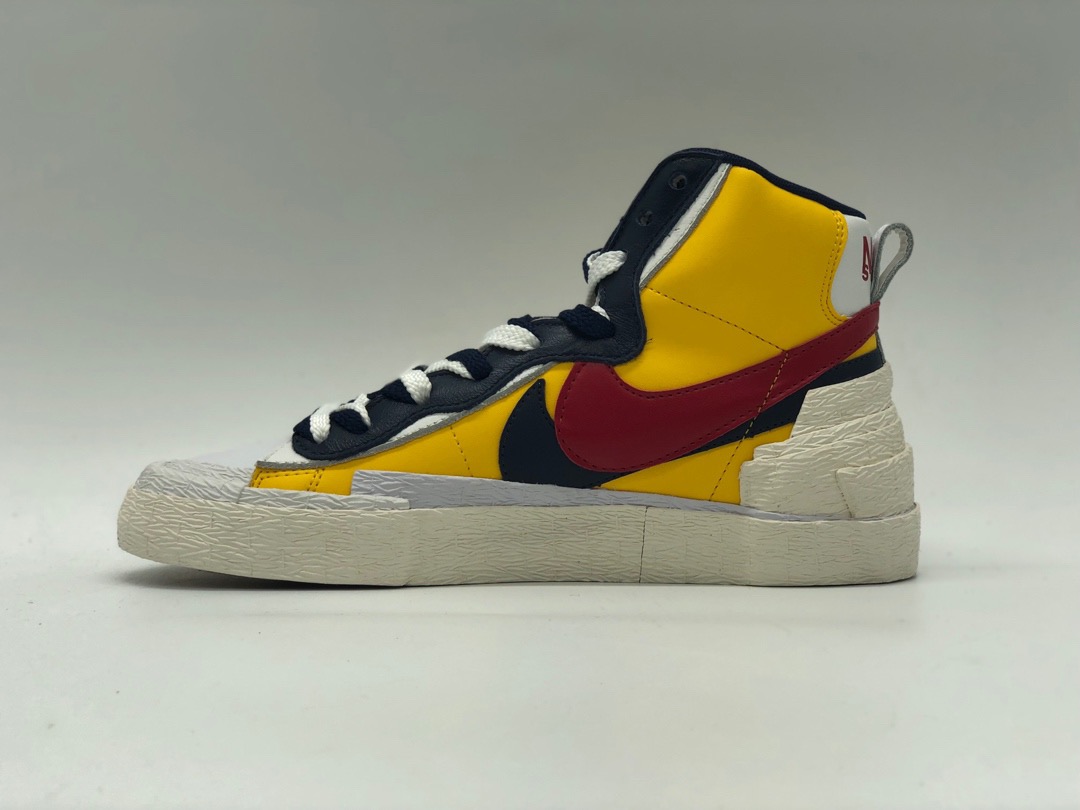 [NIKE] 나이키 X 사카이 블레이져미드 스노우비치 BV0072-700 남녀공용 (TOP공장)