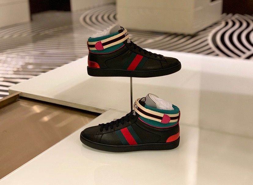 [GUCCI] 구찌 스트라이프 에이스 하이탑 블랙 스니커즈