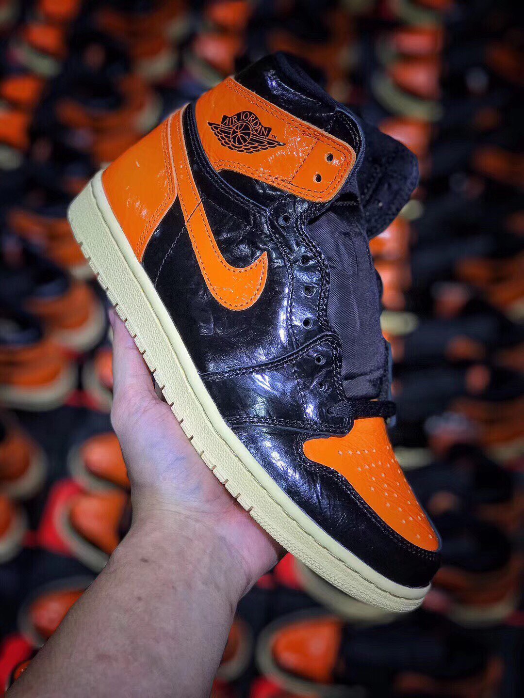 [AIR JORDAN] 에어조던1 레트로 하이 OG 셔터드 백보드 3.0 555088-028 남성용 (H12공장)