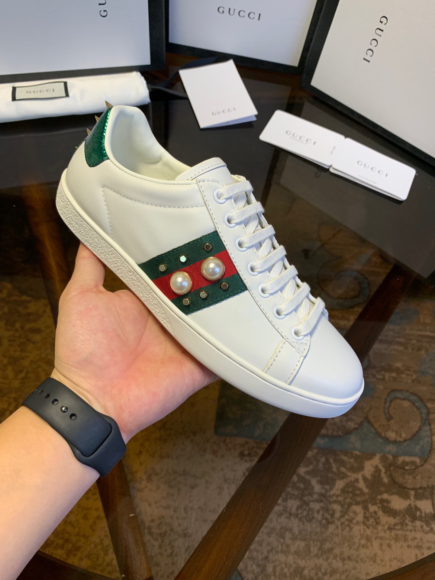 [GUCCI] 19SS 구찌 에이스 펄 스터드 스니커즈 431887 A38G0 9064 남녀공용