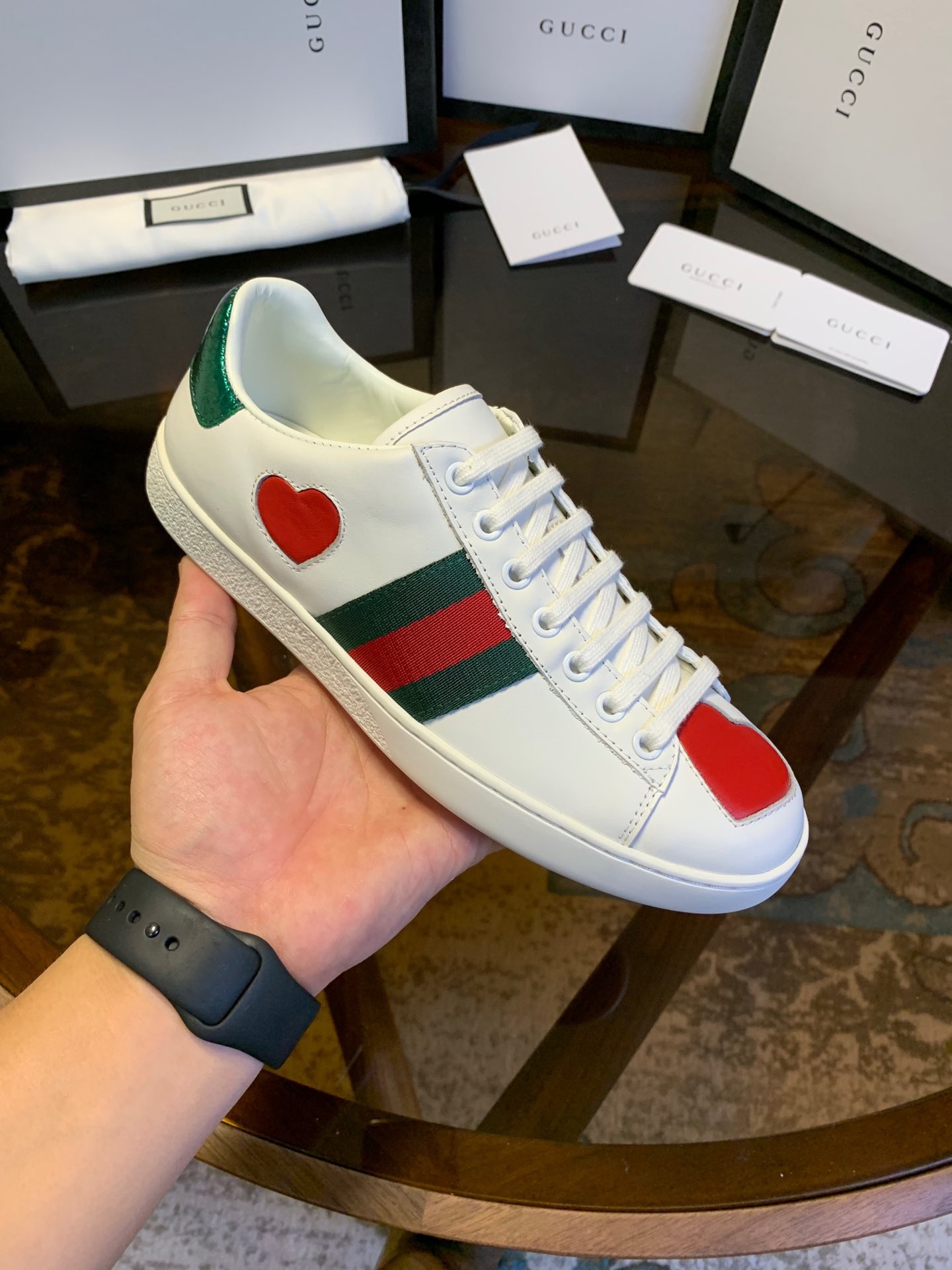 [GUCCI] 구찌 에이스 하트 스니커즈 435638 A38M0 9074 남녀공용