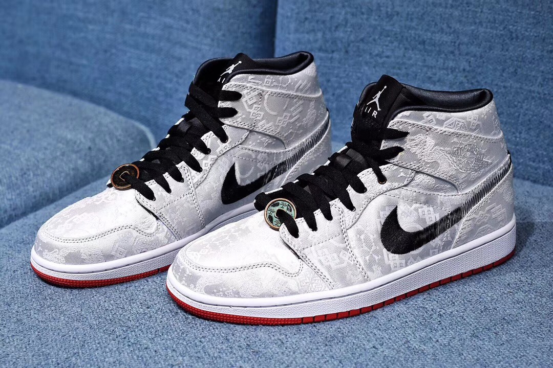 [AIR JORDAN] CLOT X 에어 조던1 미드 피어리스 화이트 CU2804-100 남녀공용 (H12공장)
