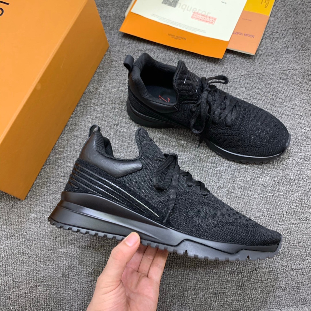 [LOUIS VUITTON] 루이비통 런어웨이 스니커즈 남녀공용