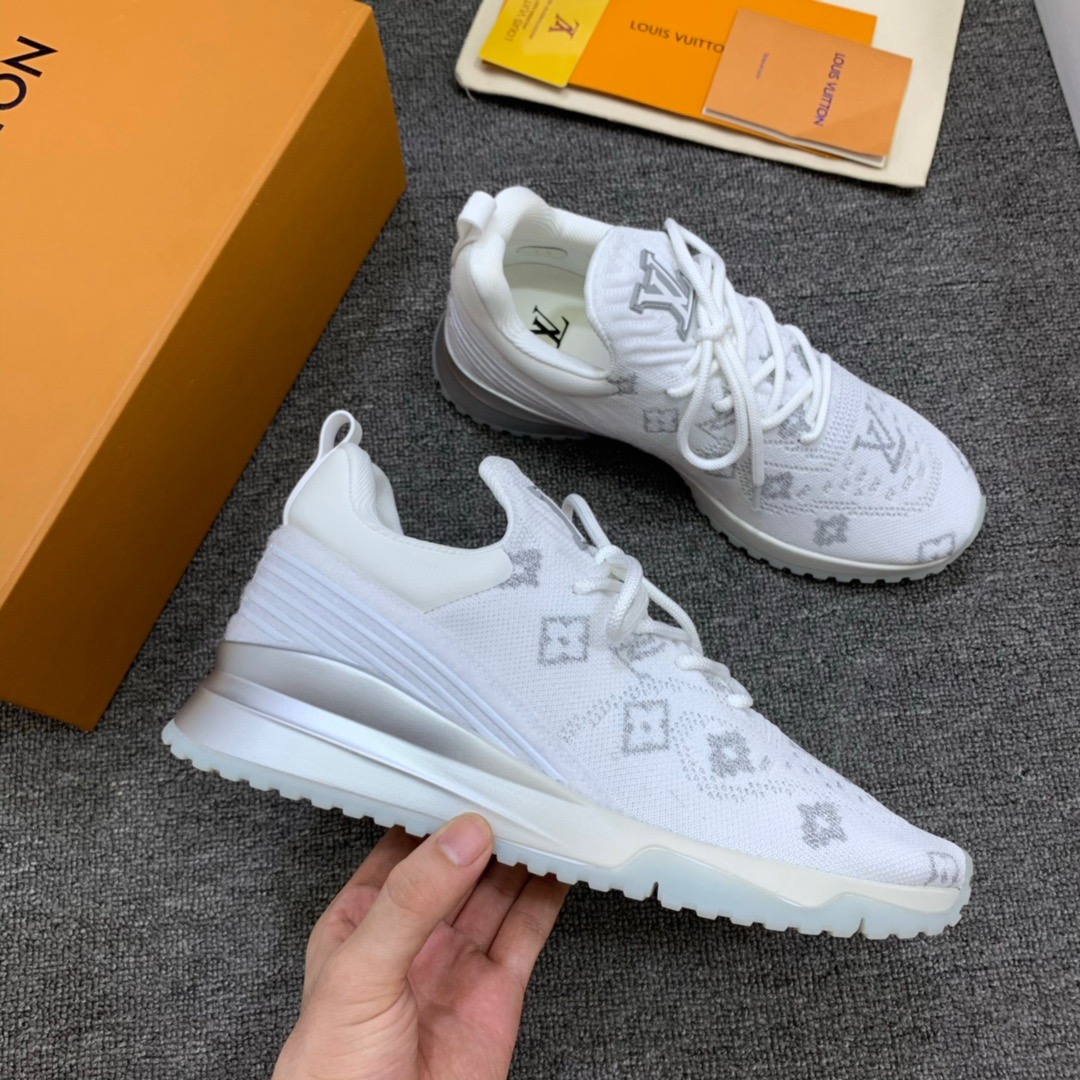[LOUIS VUITTON] 루이비통 런어웨이 스니커즈 남녀공용