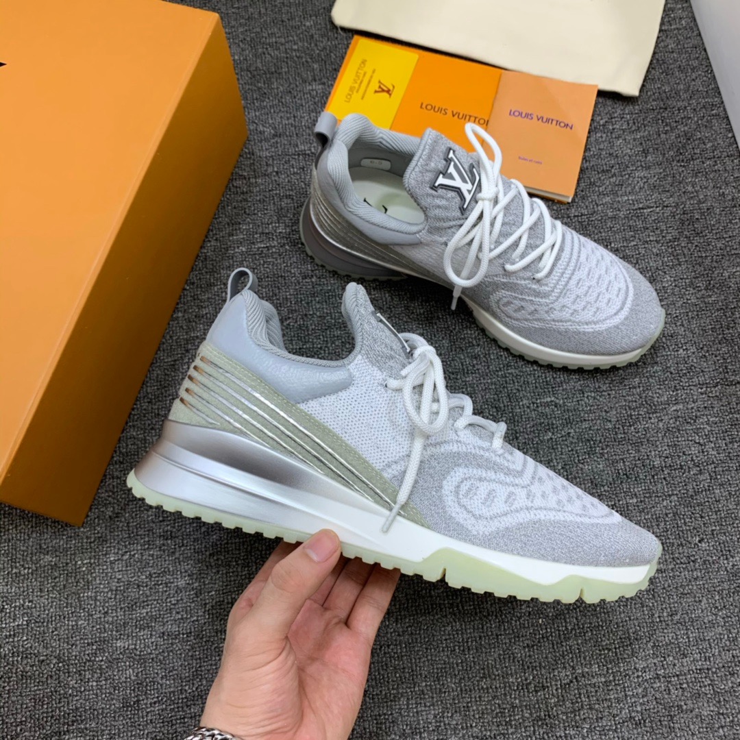 [LOUIS VUITTON] 루이비통 런어웨이 스니커즈 남녀공용