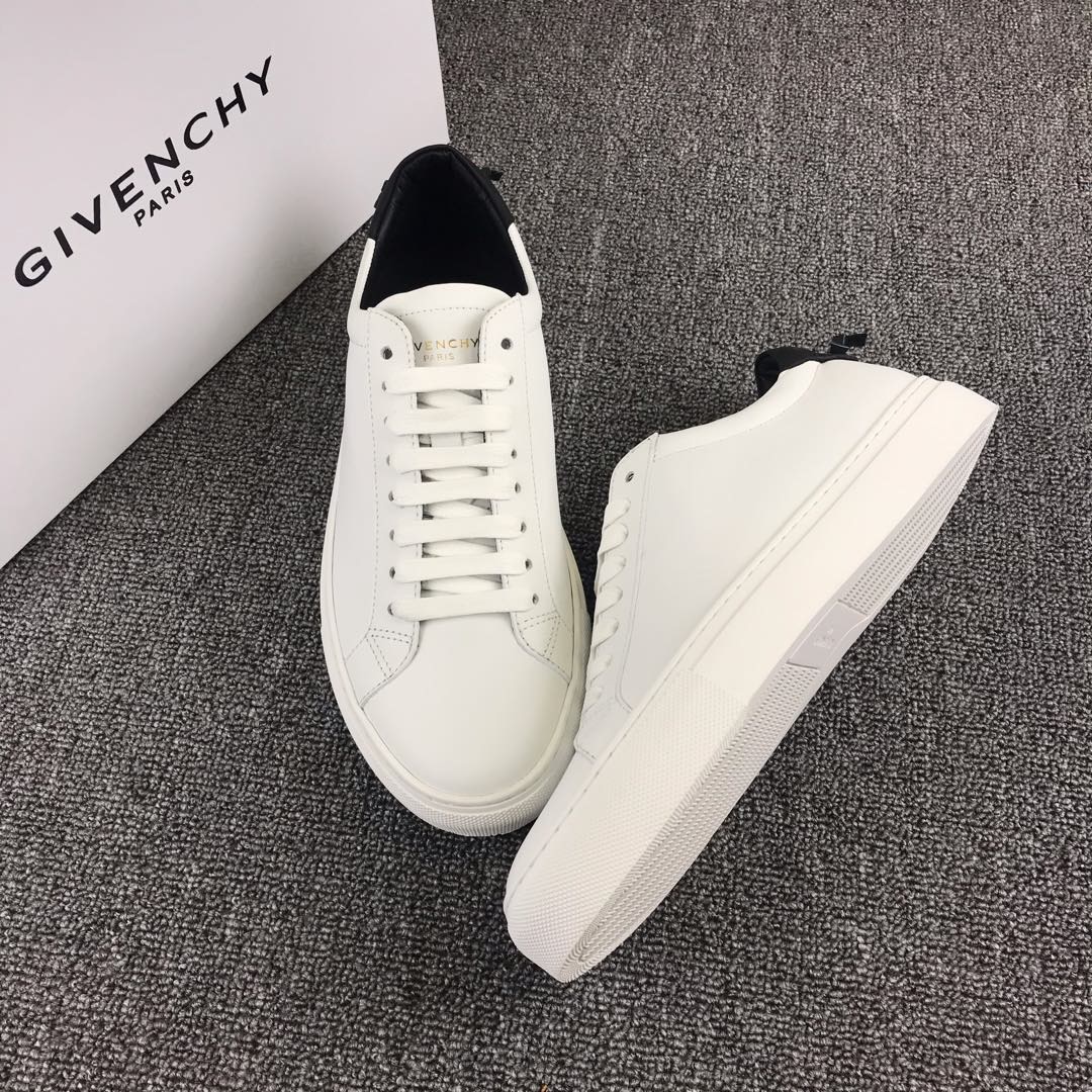 [GIVENCHY] 지방시 어반 스니커즈 남성용