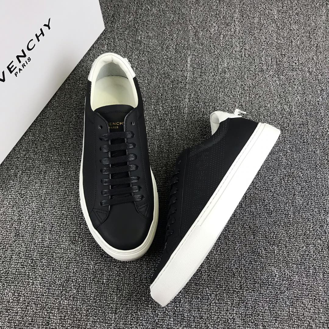 [GIVENCHY] 지방시 어반 스니커즈 남성용