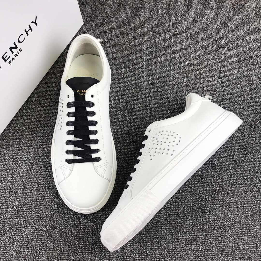 [GIVENCHY] 지방시 어반 스니커즈 남성용