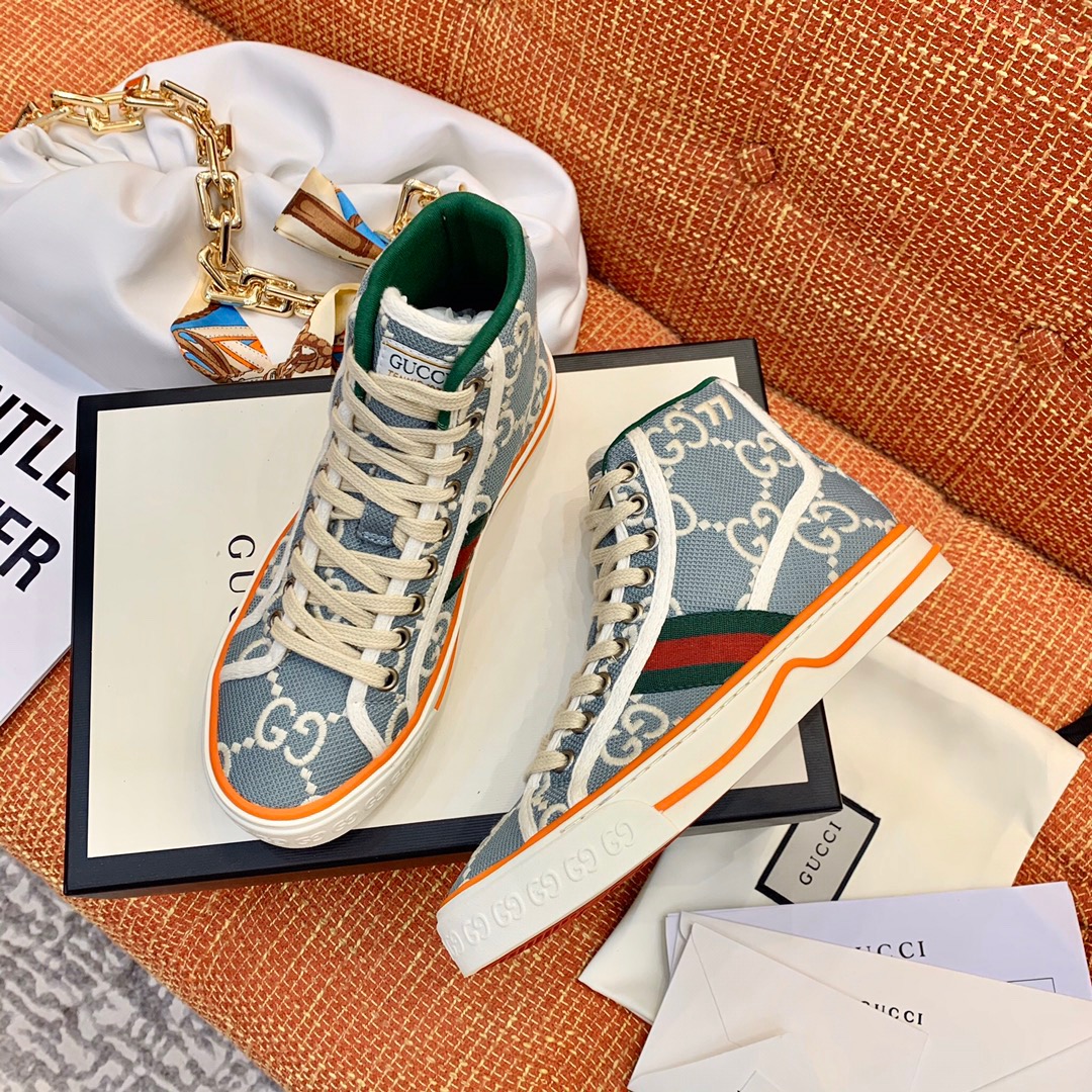 [GUCCI] 20SS 구찌 X 디즈니 테니스 1977 스니커즈 하이탑 GG 라이트 블루 남녀공용