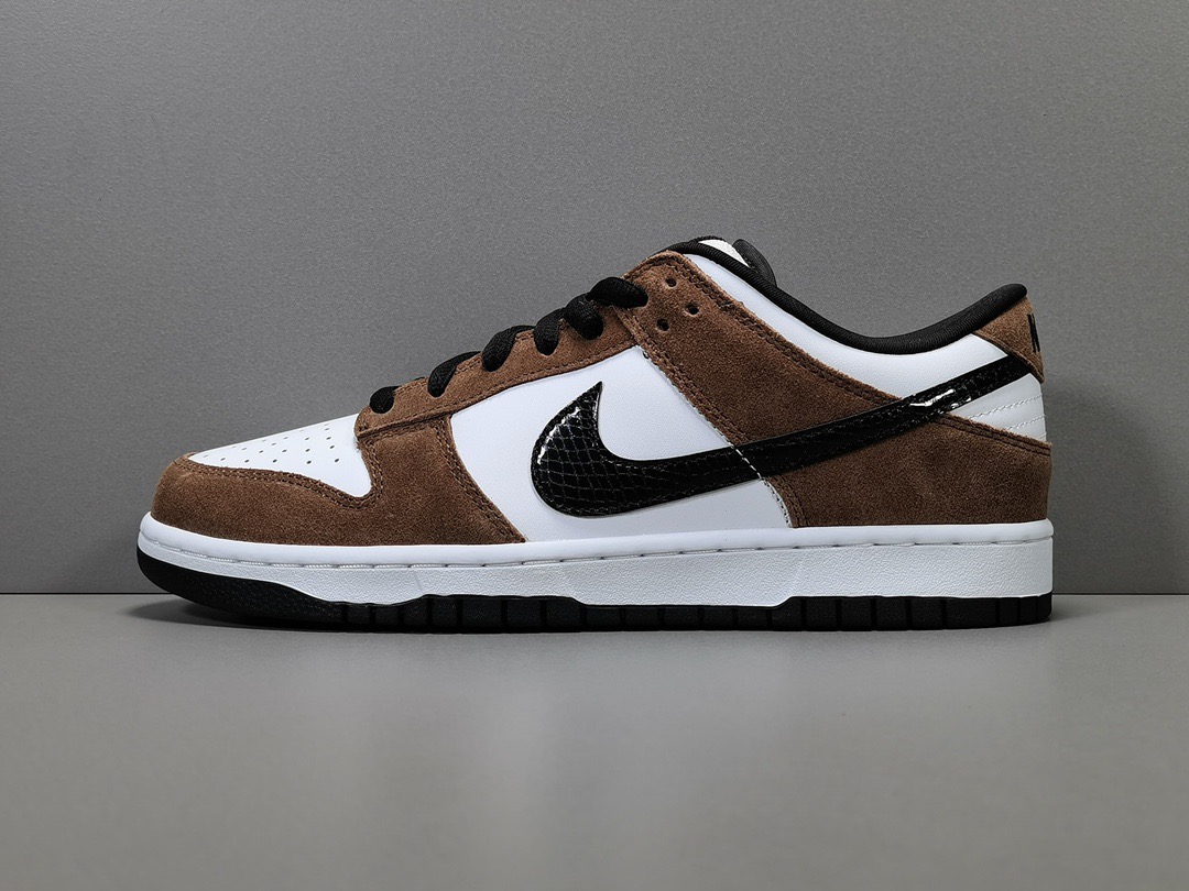 [NIKE] 나이키 SB 덩크 로우 PRO 화이트 블랙 트레일앤드 304292-102 남성용 (PKgod버전)