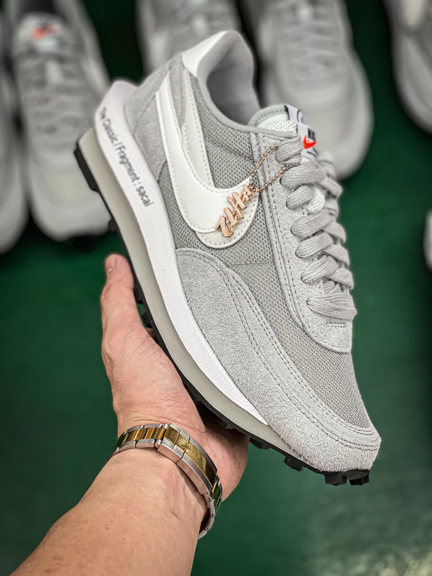 [NIKE] 프라그먼트 x 사카이 x 나이키 LDV 와플 그레이 DH2684-001 남녀공용 (H12공장)