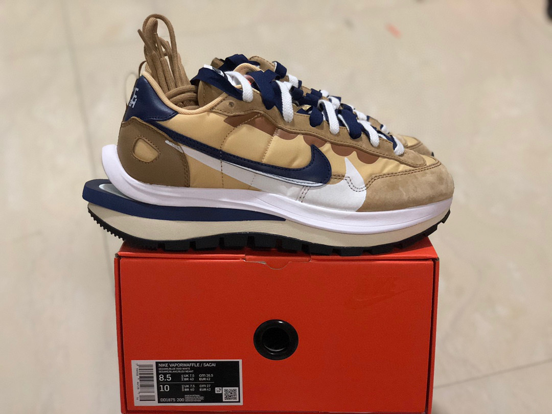 [NIKE] 나이키 X 사카이 베이퍼와플 세서미 앤 보이드 DD1875-200 남녀공용 (TOP공장)