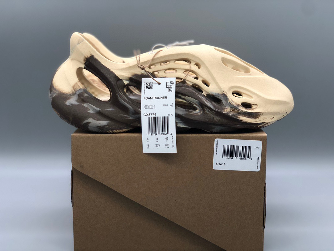 [ADIDAS] 아디다스 X 이지 폼러너 믹스 크림 클레이 GX8774 남녀공용 (PK공장)