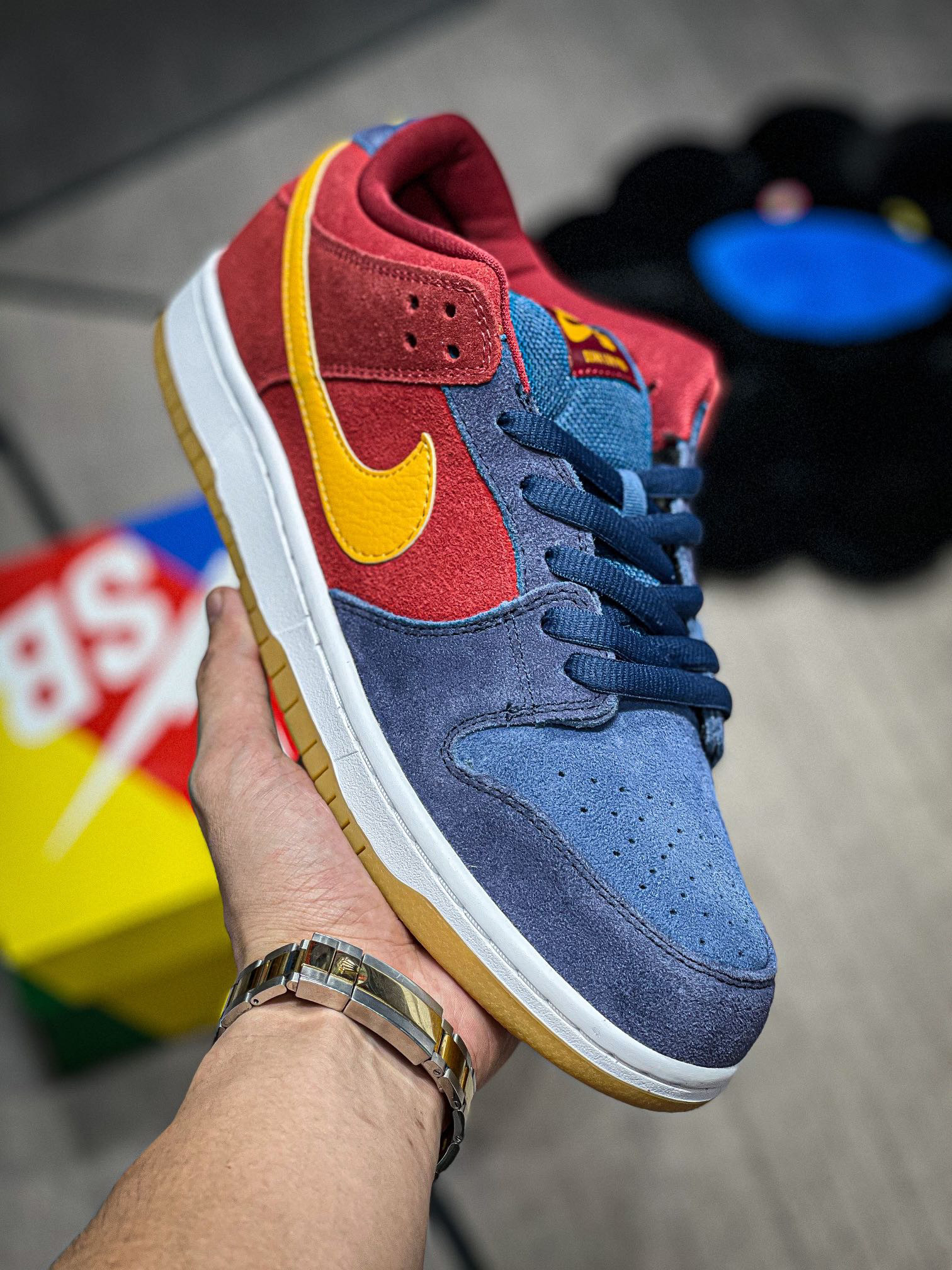 [NIKE] 나이키 SB 덩크 로우 프로 프리미엄 바르셀로나 DJ0606-400 남녀공용