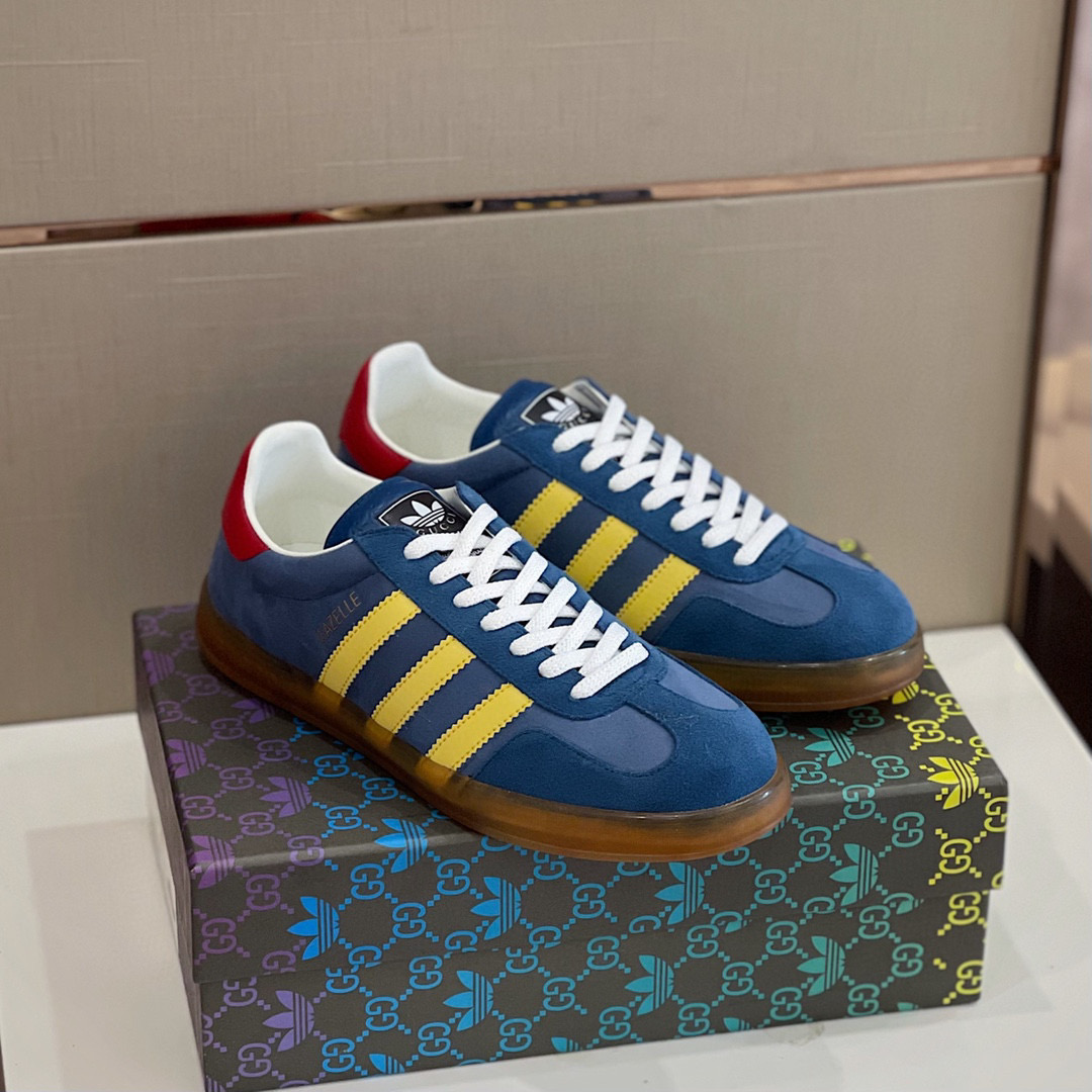[GUCCI] 구찌 x 아디다스 스웨이드 가젤 스니커즈 남성용