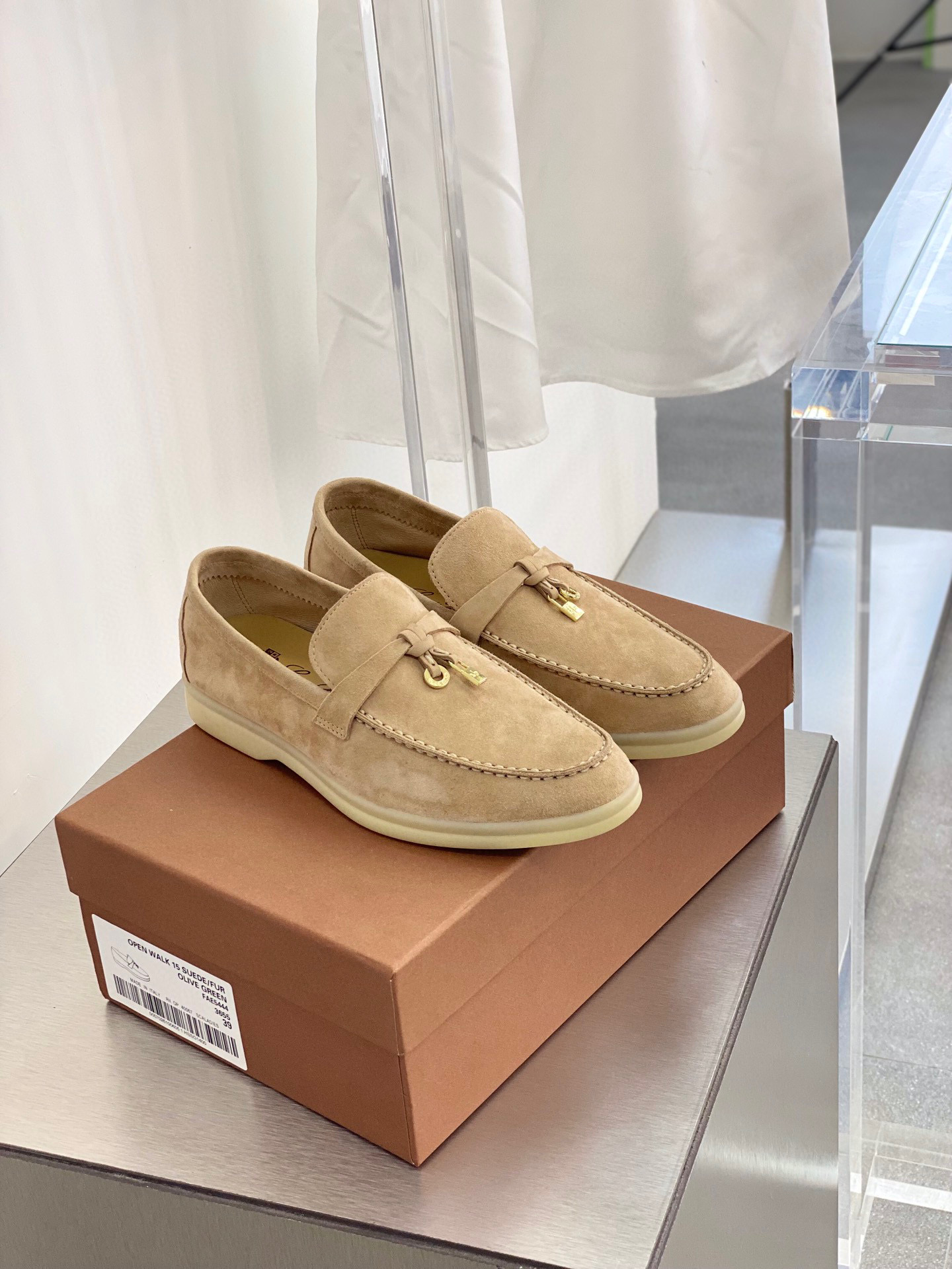 [Loro Piana] 로로피아나 썸머워크 로퍼 남녀공용