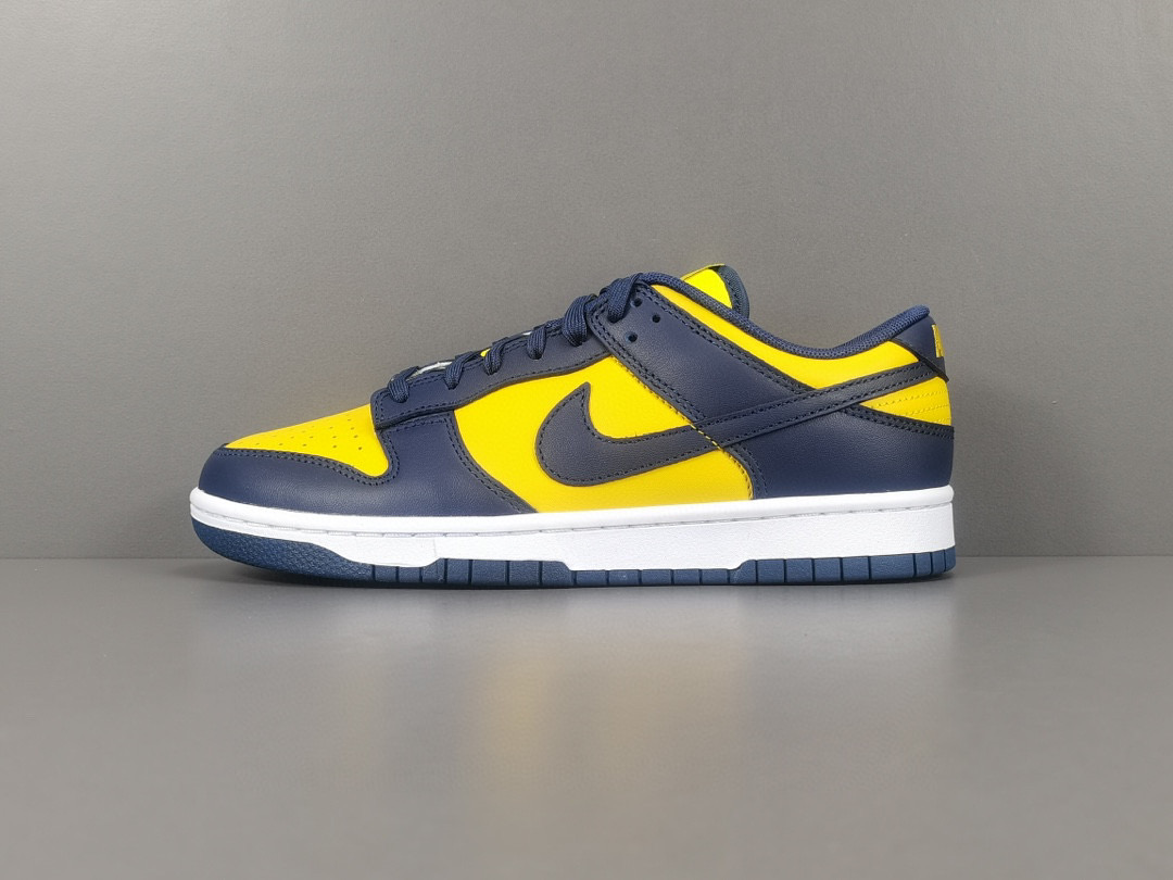 [NIKE] 나이키 덩크 로우 레트로 바시티 메이즈 DD1391-700 남녀공용