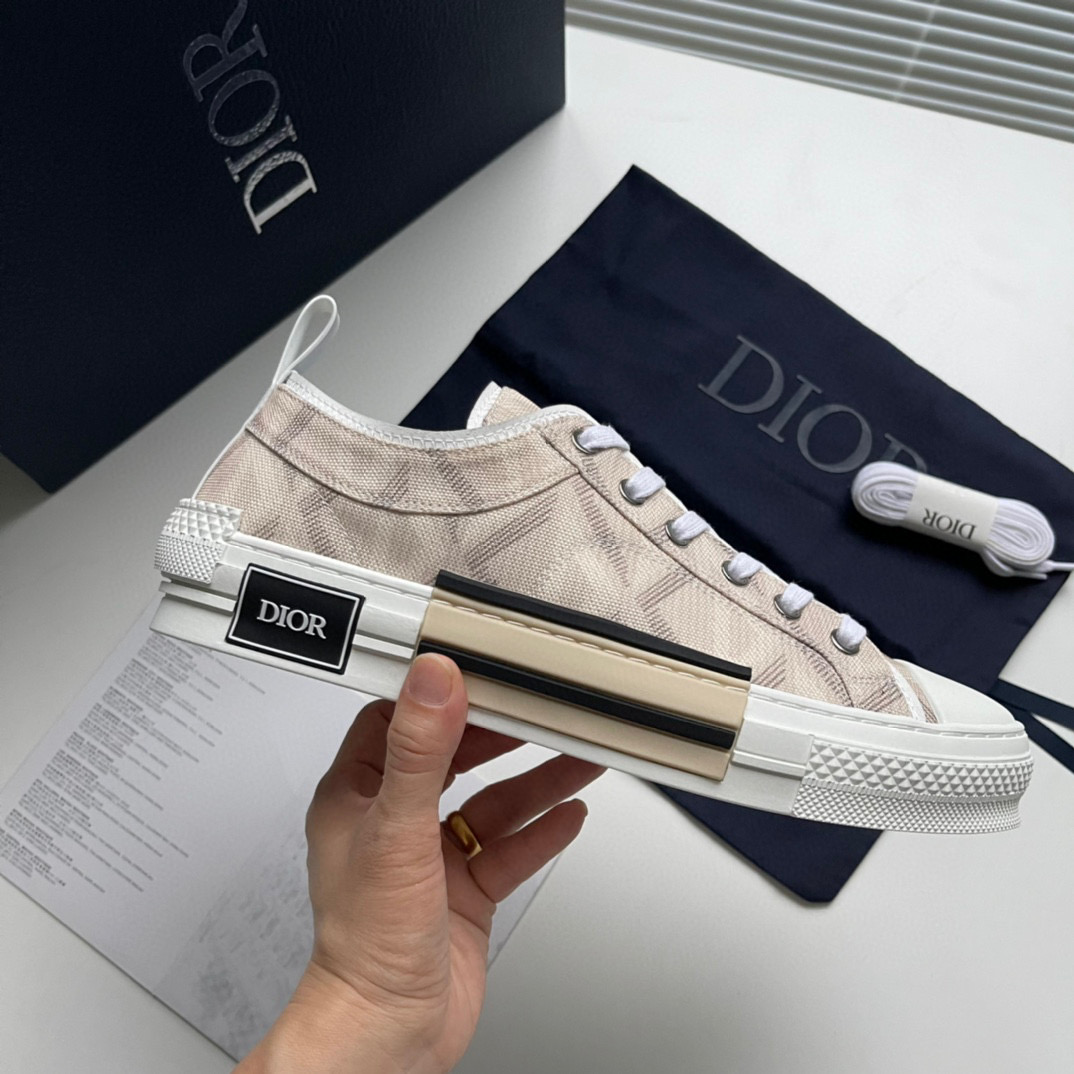 [DIOR] 디올 B23 CD 다이아몬드 캔버스 로우 남녀공용