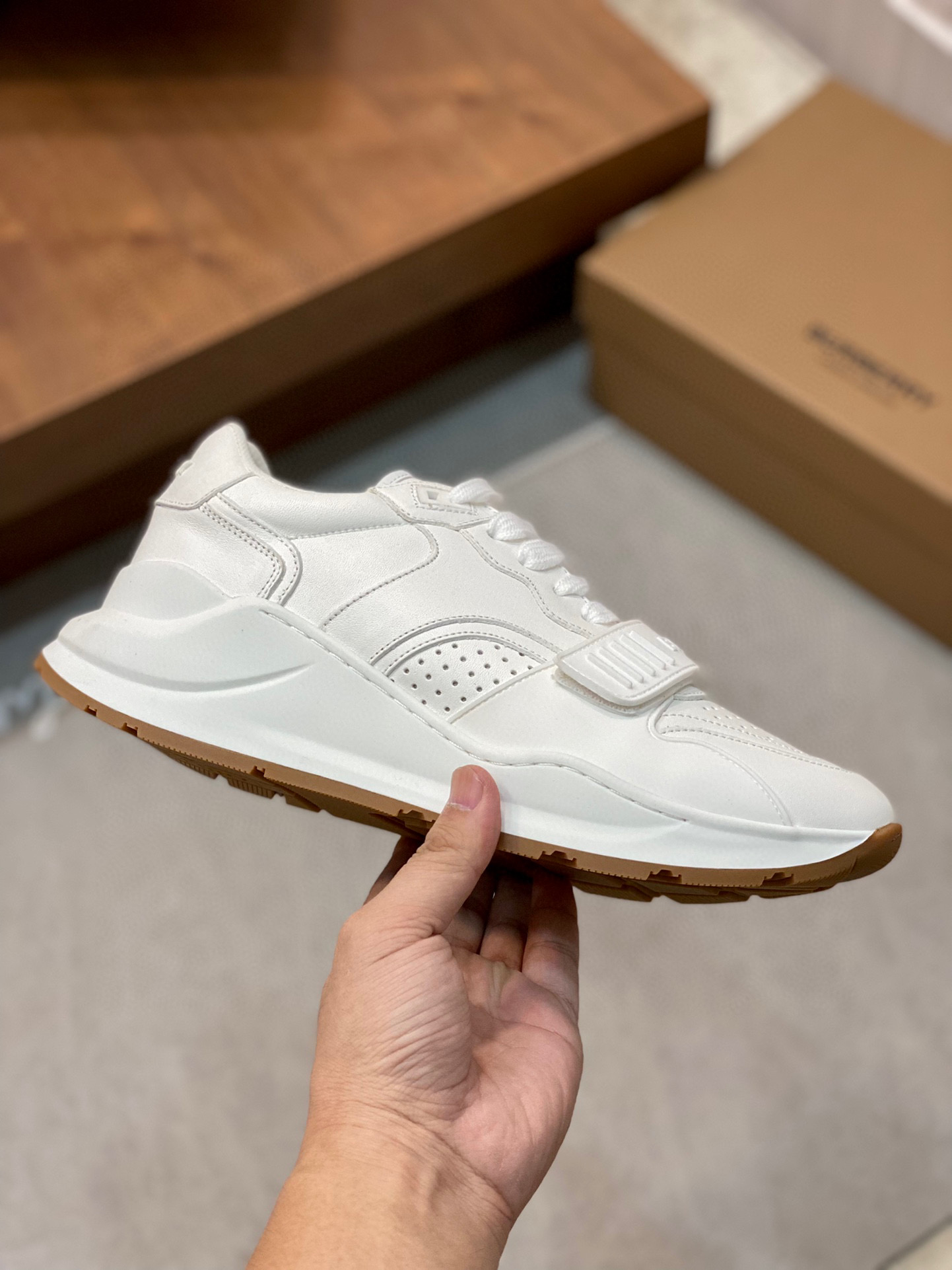 [BURBERRY] 버버리 리지스 스니커즈 남성용